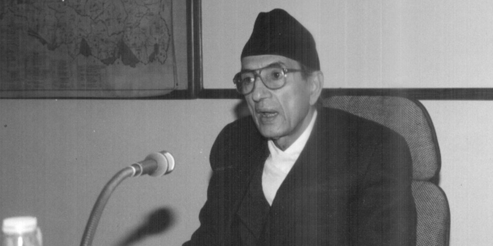 गिरिजाबाबुलाई उनकै कुराको कसीमा नियाल्दा 